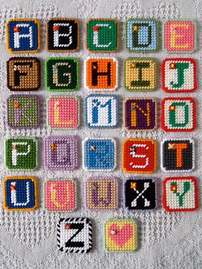 Plastic Canvas Home Decor, Plastic Canvas Letters Alphabet Pattern, Plastic Canvas Alphabet Patterns, Plastic Canvas Alphabet, Pretty Alphabet, Plastic Canvas Projects, Plastic Canvas Letters, Crochet Letters, Plastic Canvas Books