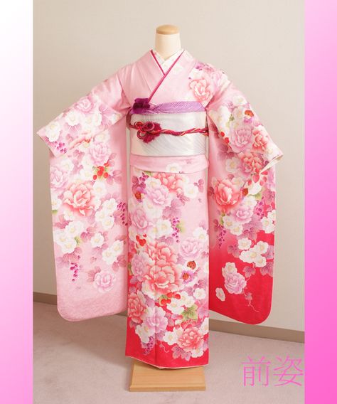 ~Upload by Rain Li Pink Kimono Traditional, Pink Kimono Outfit, Pink Yukata, Kawaii Kimono, Japan Dress, Cute Kimono, Kids Kimono, Kimono Traditional, Furisode Kimono