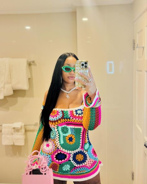 Mirror, mirror on the wall, tell me who that b.tch is 🎀🔥 Barbados 🇧🇧 vlog is on my YouTube channel 🥳 Crochet Outfits Aesthetic, Cabo Fits, Crotchet Pieces, Crochet Two Piece Outfit, Knitted Outfits, Knitted Two Piece, Crochet Two Piece, Beach Crochet, Mirror Mirror On The Wall