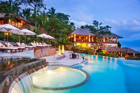 Bunaken Oasis Dive Resort & Spa Chinese Restaurant Design, North Sulawesi, Dive Resort, Spa Center, Resort And Spa, Tropical Houses, Luxury Spa, Tourist Places, Famous Places