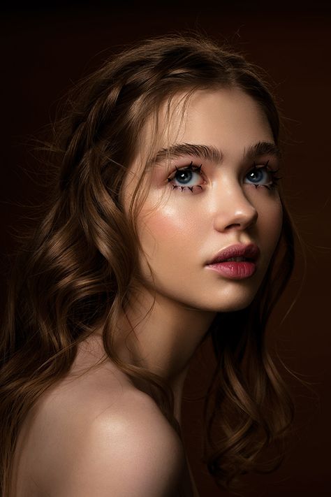 Dasha on Behance Reference Photos For Artists, 얼굴 드로잉, Face Drawing Reference, 얼굴 그리기, Photographie Portrait Inspiration, Portrait Photography Women, Face Photography, Foto Poses, Poses References