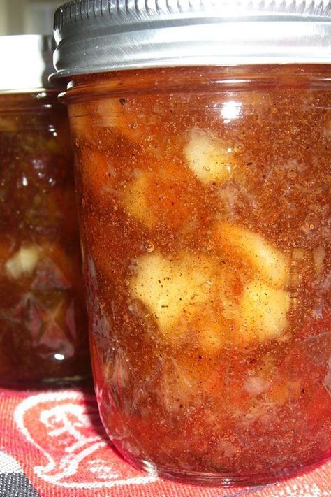 Spiced Pear Jam Recipe Canning, Pear Filling Recipes, Pear Peel Jelly, Spicy Pear Jam, Pear Marmalade Recipe, Pear Honey Recipe Canning, Canning Asian Pears Recipes, Pear Freezer Jam Recipe, Pear Preserves Recipe Canning