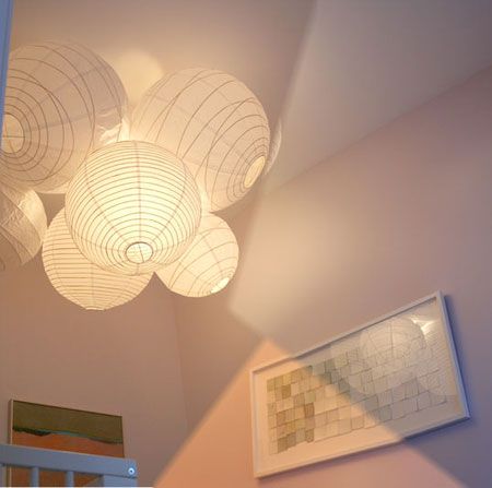 luminaires Ikea Paper Lantern, Paper Lantern Chandelier, Paper Light Shades, Cool Light Fixtures, Lantern Light Fixture, Paper Lantern Lights, Cluster Pendant Lighting, Bedroom Light Fixtures, Paper Light