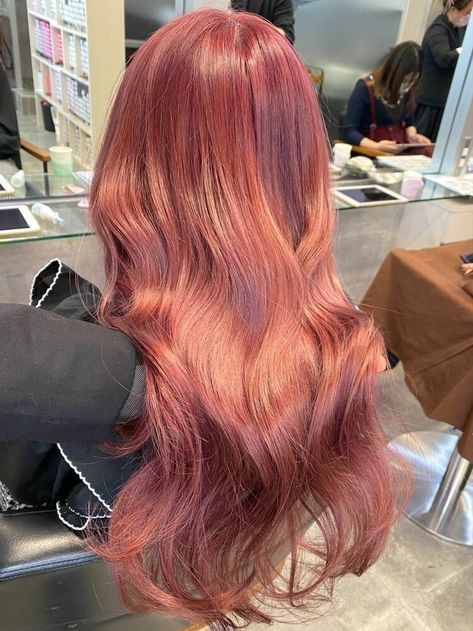 Strawberry Dyed Hair, School Friendly Hair Color, Salmon Color Hair, Dark Coral Hair, Strawberry Teddy Hair Color, Red Pink Hair Color, Pink Brown Hair Color, Peach Brown Hair, Coral Red Hair