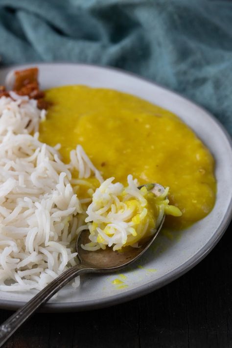 Dal Chawal : Pot in Pot Rice and Dal Dal Bhat, Dal Rice, Daal Chawal, How To Boil Rice, Vegetarian Fast Food, Budget Family Meals, Lentils And Rice, Hearty Comfort Food, Snap Food