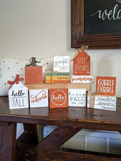 Fall Decor Made From Wood, Fall Wood Block Signs, Fall Scrap Wood Crafts, Fall And Winter Crafts To Sell, Fall Wooden Blocks, Fall Wood Block Crafts, Scrap Wood Fall Crafts, Small Wood Block Crafts, Fall Wood Blocks