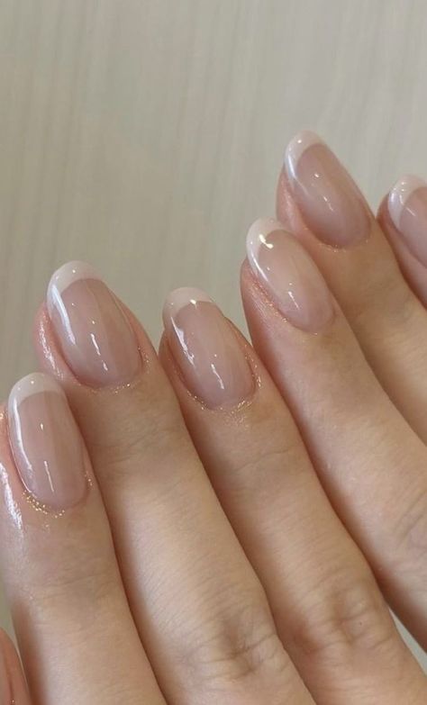 Wedding Nails Asian, Shiny French Tip Nails, Dip Natural Nails, Growing Nails, Translucent Nails, American Manicure, Nail Infection, Manikur Kuku, Mens Nails