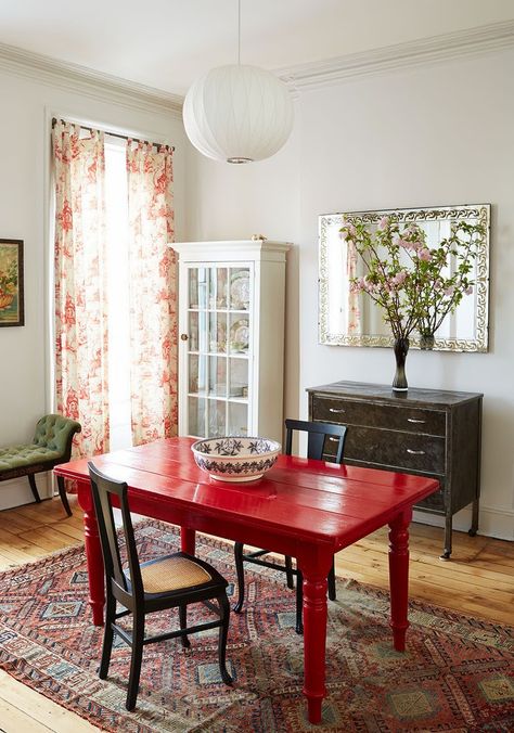 Red Dining Room, Red Furniture, Family Room Makeover, Cute Dorm Rooms, Red Table, Painted Table, Living Room Sectional, Small Living Room, Cheap Home Decor