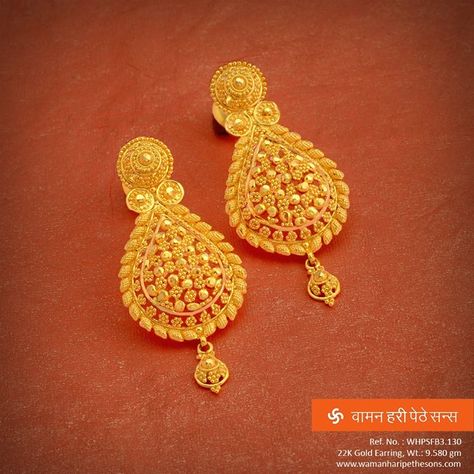 #Beautiful #traditional #elegant #amazing #gorgeous #gold #earring from our collection. Traditional Gold Earrings, Latest Earrings Design, Gold Earrings Indian, Gold Jhumka Earrings, New Gold Jewellery Designs, Gold Earrings Models, Gold Jewellry, Gold Mangalsutra Designs, Gold Bridal Jewellery Sets