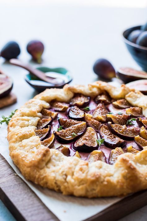 Goat Cheese Galette, Cheese Galette, Fig Dessert, Galette Recipe, Fig Recipes, Snacks Für Party, Sweet Tarts, Tart Recipes, Sweet Savory