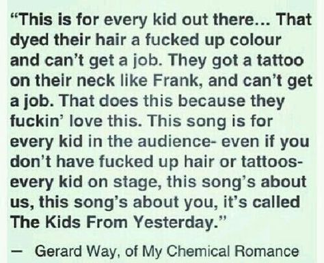 Omg I want snake bite lip periceings ,my hair is dyed and I want a pit bull with flowers on my neck sooooo Mcr Quotes, Emo Vampire, Emo Quartet, Emo Band, Mcr Memes, Band Quotes, Emo Stuff, Emo Trinity, Emo Memes