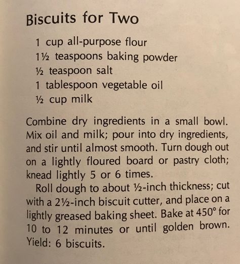 Biscuits For Two, Easy Homemade Bread, Simple Bread, Homemade Biscuits Recipe, Recipe For 1, Small Batch Baking, Homemade Bread Easy, Biscuit Bread, Bread Easy