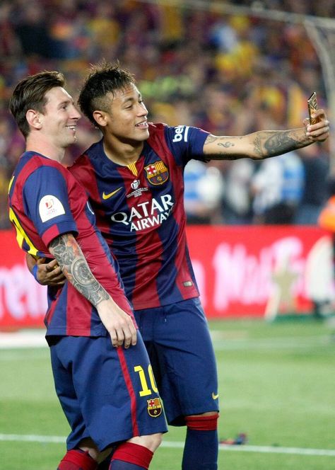 Neymar 2015, Athletic Posters, Neymar Barcelona, Sweet People, Messi Neymar, Messi And Neymar, Legends Football, Leo Messi, Neymar Jr