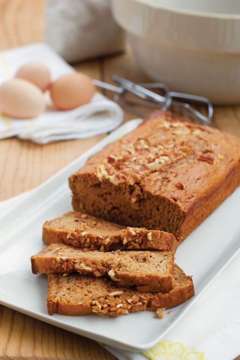 Zucchini Bread From Box Cake, Zucchini Bread With Cake Mix Easy, Box Cake Mix Recipes, Bundt Cake Mix, Carrot Bread Recipe, Eggnog Bread, Carrot Cake Bread, Yellow Cake Mix Recipes, Easy Zucchini Bread