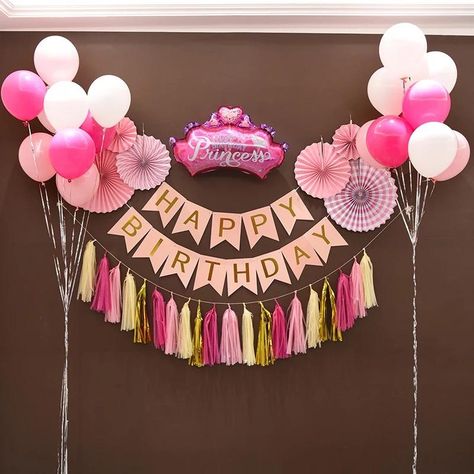 Surprise Birthday Decorations, Birthday Decorations At Home, Happy Birthday Decor, Birthday Room Decorations, Happy Birthday Bunting, Simple Birthday Decorations, Birthday Garland, Birthday Party Decorations Diy, Paper Fan