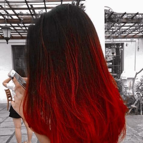 Red Hair Tips, Hair Color Red Ombre, Dark Ombre Hair, Black Hair Ombre, Black Red Hair, Hair Dye Tips, Red Ombre Hair, Short Ombre Hair, Wine Hair