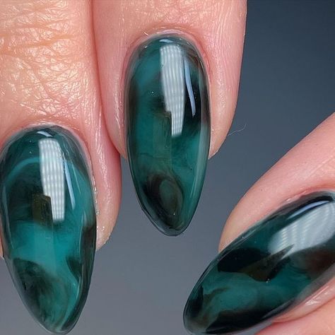 𝐉𝐚𝐬𝐦𝐢𝐧𝐞 on Instagram: "Teal tortie/marble !?! 🩵💚😍 who wants a tutorial?  #nails #teal #tealnails #nailinspiration #marblenails #tortoisenails marble nails tortoise nails #shellnails #greennails #bluenails" Nails Teal Green, Green Tortoise Nails, Winter Marble Nails, Teal And Brown Nails, Teal Marble Nails, Marble Green Nails, Dreamboard Ideas, Blooming Gel Designs, Dark Teal Nails