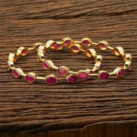 Ruby Stone Bangles Gold, Ruby Bangles Gold, Ruby Bangles Indian, Gold Bangle Indian, Ruby Bracelets, Fashionable Saree, Pakistani Earrings, Gold Bangles Indian, Ruby Bangles