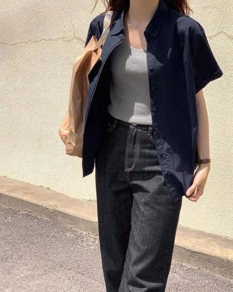 Dress Shirt Outfit Aesthetic, Clothes 2024 Trends, Summer K Fashion, Belted Blouse Outfit, K Fashion Summer, Style Kampus, Summer Outfits Asian, Outfit Casual Korea, Korean Daily Outfit