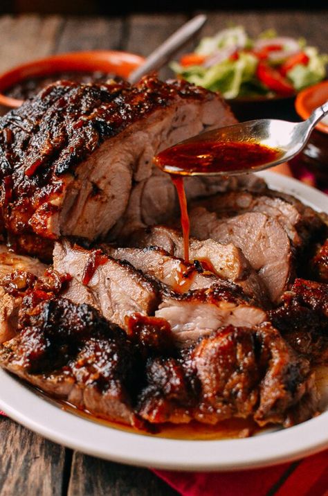 Pork Roast Recipes, Mapo Tofu, Ayam Bakar, Roast Pork, Pork Recipe, Roast Recipes, Pork Dishes, Pork Roast, Meat Dishes