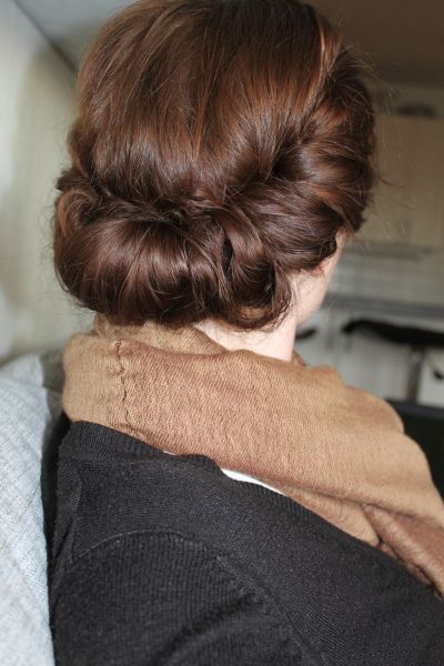 Vintage Hair, Pretty Hair, Hair Stuff, Vintage Hairstyles, Hairstyle Ideas, A Flower, Wedding Hair, Hair Nails, Hair And Makeup