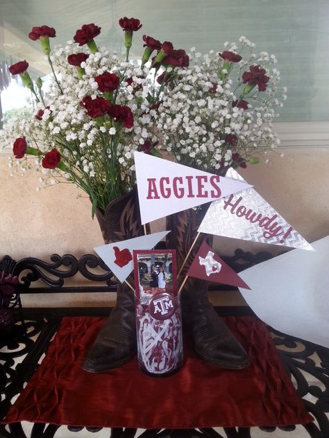 Texas A&m Decorations, Aggie Graduation Party, Aggie Ring Day, College Grad Party, Graduation Party Table, Backyard Graduation Party, Graduation Dinner, Senior Graduation Party, Graduation Flowers