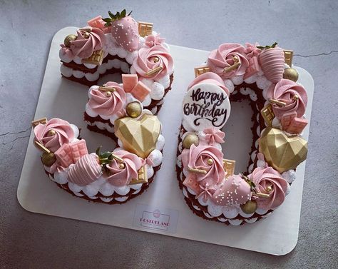 Cake Designs For 30th Birthday Woman, 21st Number Cakes, Number Birthday Cakes For Adults, 40th Number Cake, Number Birthday Cakes For Women, 35 Number Cake, 27 Number Cake, Number Cake Decorating Ideas For Men, 30th Number Cake