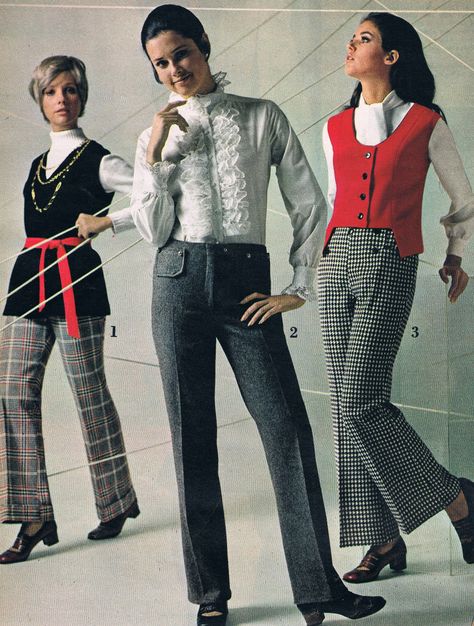 Spiegel catalog 60s Cay Sanderson, Dayle Haddon and Colleen Corby. Dayle Haddon, Spiegel Catalog, Late 60s Fashion, 1960s Lingerie, Chicago Fall, Colleen Corby, 1969 Fashion, Superstar Barbie, Inspo Art