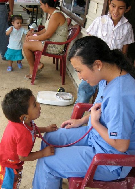 Nursing | ISL Online.....International Service Learning Trips. Can be done throughout my career! Medical Volunteer Aesthetic, Travel Nurse Aesthetic, Geriatric Nurse, Medical Mission Trip, Nursing Goals, Nursing Motivation, Nursing Life, Nursing School Motivation, Medical School Life