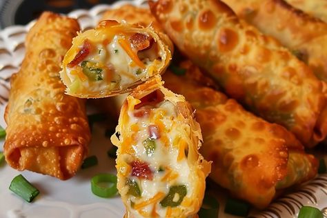 Jalapeno Popper Egg Rolls - Miarecipes Jalepeno Egg Roll, Spicy Jalapeño Popper Egg Rolls, Bacon Jalapeño Popper Egg Rolls, Spicy Jalapeno Popper Egg Rolls, Jalapeño Popper Egg Rolls, Healthy Jalapeno Poppers, Jalapeno Egg Rolls, Jalapeno Popper Egg Rolls, Popper Recipes