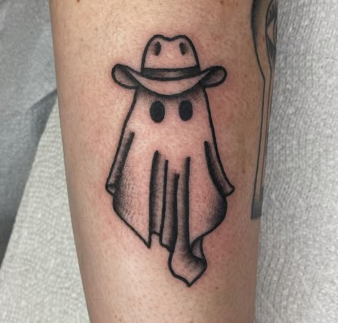 Custom elbow rose above a healed cowboy ghost! >>Swipe to see that cowboy ghost freshly done 👻 thanks for looking Ghost Tattoos Men, Traditional Style Ghost Tattoo, Cowboy Theme Tattoo, Ghost With Cowboy Hat Tattoo, Ghost Cowboy Tattoo, Cowboy Ghost Tattoo, Traditional Ghost Tattoo, Skeleton Cowboy Tattoo, Cowboy Hat Tattoo