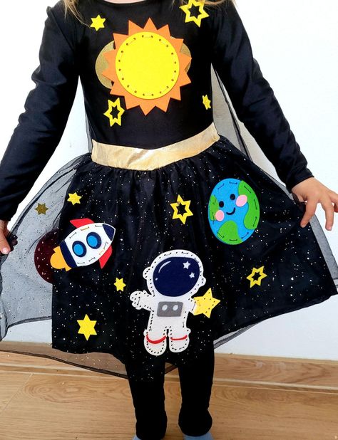 Fancy Dress Competition, Space Costumes, Space Dress, Star Costume, Diy Kostüm, Space Outfit, Theme Dress, Space Party, Costume Themes