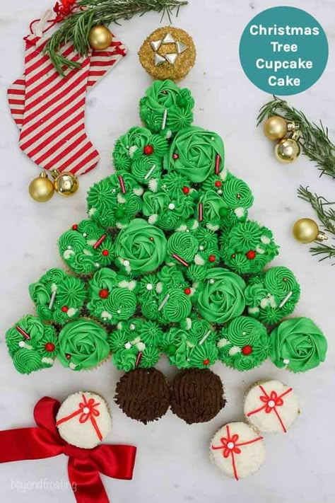 Christmas Tree Cupcake Cake, Christmas Cupcake Cake, Pull Apart Cupcake, Winter Torte, Cupcake Tree, Christmas Tree Cupcakes, Pull Apart Cupcake Cake, Pull Apart Cake, Christmas Cake Designs