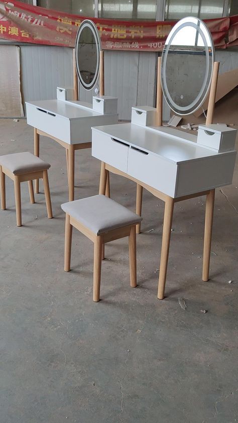 Simple Dressing Table Designs, Makeup Table Ideas, Dressing Table Models, Simple Dressing Table, Small Vanity Table, Modern Dressing Table Designs, Modern Dressing Table, Minimalist Vanity, Small Dressing Table