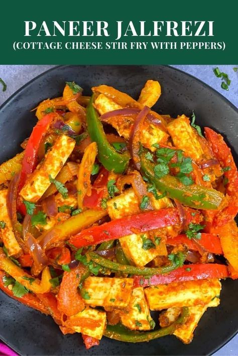 Indian Bell Pepper Recipes, Paneer Jalfrezi, Jalfrezi Recipe, Indian Paneer Recipes, Stir Fry Recipes Healthy, Cheese Vegetables, Paneer Dishes, Fav Food, Vegetarian Curry