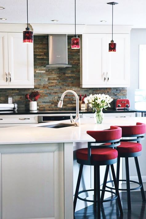 White Kitchen Red Accents, White Kitchen Brick Backsplash, Rustic Brick Backsplash, Kitchen Brick Backsplash, Red Kitchen Accents, Red Kitchen Appliances, Kitchen Brick, Red And White Kitchen, Rustic Brick