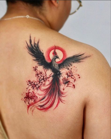 Phoenix Wings Tattoo, Tato Phoenix, Phoenix Back Tattoo, Rising Phoenix Tattoo, Phoenix Tattoo Feminine, Small Phoenix Tattoos, Phoenix Bird Tattoos, Blade Tattoo, Phönix Tattoo