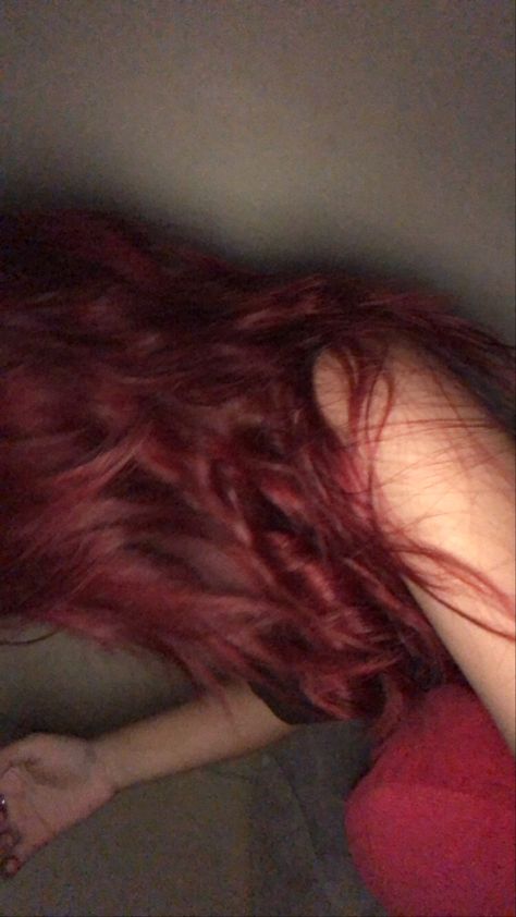 Cherry Red Hair, Red Hair Inspo, Wine Hair, Cherry Hair, Dark Red Hair, Image Swag, Short Hair Undercut, Long Red Hair, Girls With Red Hair