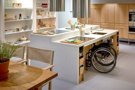 Wheelchair House, Ada Kitchen, Organizing Inspiration, Accessible House, Accessible Kitchen, Swedish Furniture, Wheelchair Friendly, Elderly Home, Studio Kitchen