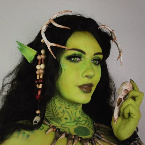 Norvina Palette, Dino Costume, Monster Makeup, Broken Doll, Colors For Skin Tone, Swag Cartoon, 31 Days Of Halloween, Green Monsters, Fantasy Makeup