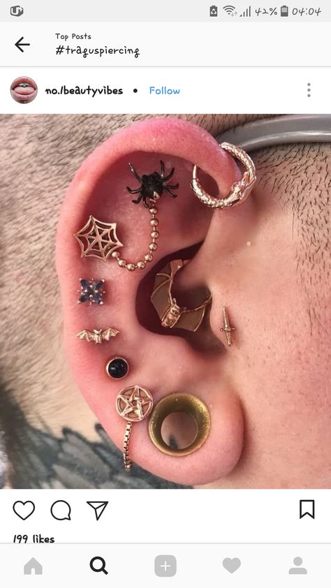 Ear Guages, Fandom Jewelry, Cool Ear Piercings, Pretty Ear Piercings, Cool Piercings, Cute Ear Piercings, Ear Style, Cute Piercings, Dope Jewelry