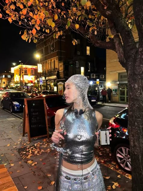 Saint Joan Of Arc Costume, Knight Halloween Costume Women, Fancy Costume Ideas, Knight Costume Women, Joan Of Arc Halloween, Joan Of Arc Costume, Knight Halloween Costume, Halloween Rave Outfits, Knight Halloween