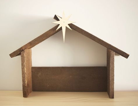 Rustic Handmade Wood Nativity Stable Manger 3 New Colors for a - Etsy Nativity House Wood, Diy Mini Nativity Stable, Diy Wooden Nativity Stable, Wood Manger Diy, Nativity Manger Diy Stables, Nativity Stable Diy Wood, Diy Manger Nativity Simple, Wood Nativity Set, How To Make A Nativity Stable