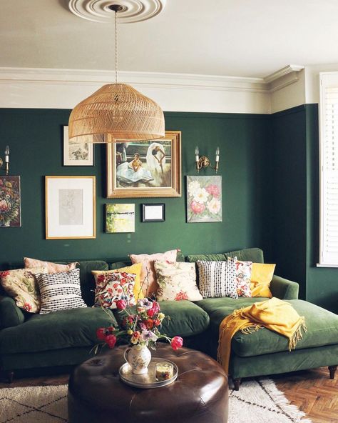 Katie Alice on Instagram: “Green on green ���🦆💚 🌳So happy with how this room has turned out - I’ve loved giving it a refresh! It was risky picking a sofa during lockdown…” Green Corner Sofas, Living Room Design Green, Green Velvet Sofa Living Room, Small Chaise Sofa, Green On Green, Velvet Corner Sofa, British Lifestyle, Dfs Sofa, Green Velvet Sofa