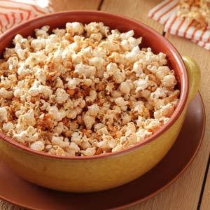 Buffalo Ranch Popcorn Buffalo Popcorn, Ranch Popcorn, Flavored Popcorn Recipes, Buffalo Ranch, Popcorn Treats, Popcorn Recipe, Flavored Popcorn, Gourmet Popcorn, Movie Time