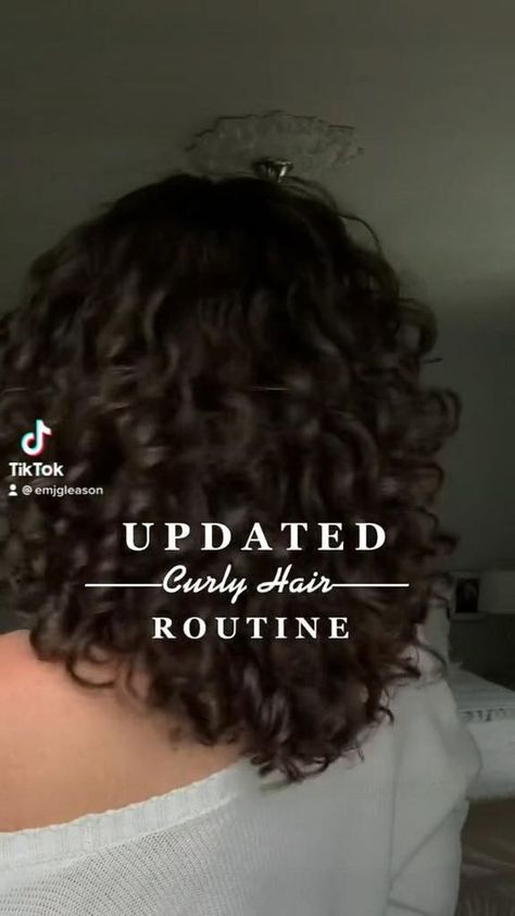 #curlyhairstyles #curlyhaircare #curlyhairproducts #curly #curlygirlmethod #curlyhairroutine #curlyhaircut #juliaroberts #aesthetic #tiktok #hairstyles #haircut #hairgoals #hairideas #hairideas #hairstyleideas Short Curly Haircuts For Women Over 50 Best Hairstyles, Cute Curly Hair Haircuts, How Style Curly Hair, Good Haircut For Curly Hair, Curly Hairstyles Haircuts, Curly Hair Haircuts Medium, Hairstyles For Short Thick Curly Hair, 3acurly Hair, Cute Haircut For Curly Hair