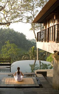 Ashtanga Vinyasa Yoga, Villa Bali, Meditation Retreat, Bali Hotels, Yoga Iyengar, Ubud Bali, Yoga Photography, Vinyasa Yoga, Dream Lifestyle