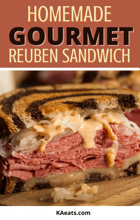 Reubens Sandwich, St Patricks Day Meal, Rubin Sandwich, Corned Beef Sandwich Recipe, Corn Beef Reuben Sandwich, Sandwich Gourmet, Corned Beef Reuben, Baked Corned Beef, Lunch Quick