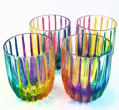 Rainbow glassware Rainbow Cups, Rainbow Glassware, Crystal Tumbler, Iridescent Decor, Colorful Glasses, Rainbow Kitchen, Crystal Glasses, Marriage Equality, Pride Rainbow