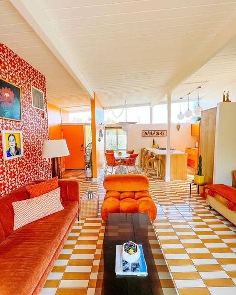 Dani Dazey - Trixie Motel Designer on Instagram: "OMG…Swipe to the end to see photos of the house before we got it 😳 Almost 5 years of owning and slowing upgrading @dazey_desert_house and the before and after is hard to believe. So happy we were able to give this home so much personality and push it to it’s full potential 🧡 Design really does wonders ✨" Living Room 90s, Palm Springs Living Room, Dani Dazey, Trixie Motel, 60s Interior, Butterfly Roof, Desert House, Motel Room, House Redesign